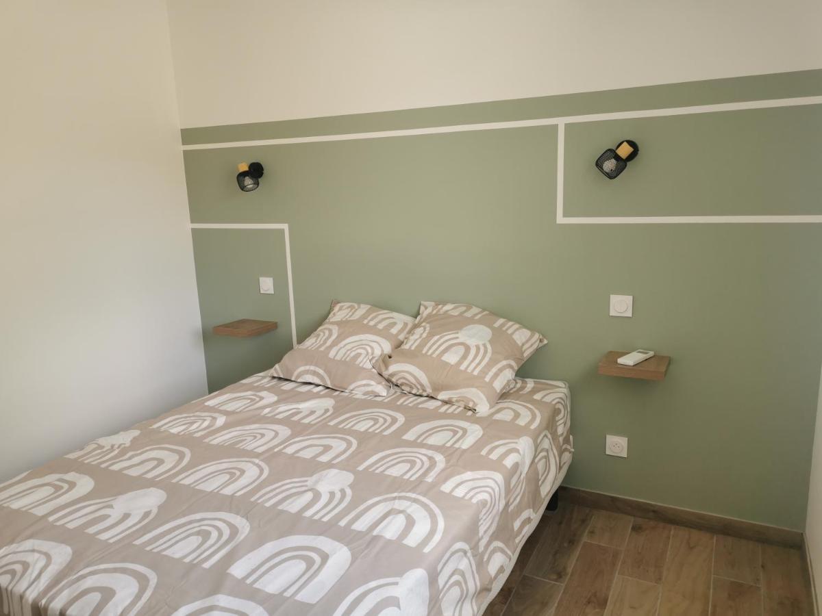 Maison Mitoyenne Au Coeur Du Pays Basque Saint-Esteben 外观 照片