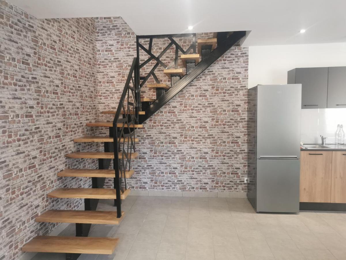 Maison Mitoyenne Au Coeur Du Pays Basque Saint-Esteben 外观 照片
